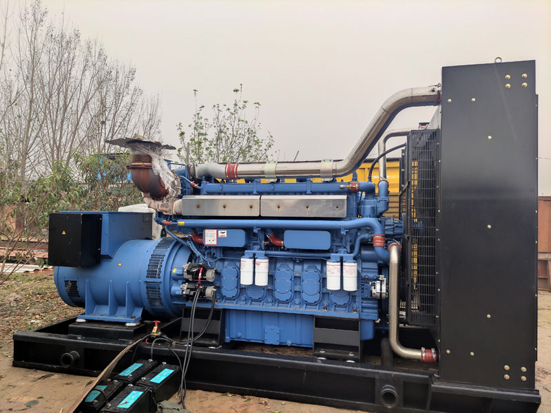 西双版纳柴油发电机组更换机油时,应遵循哪些步骤?